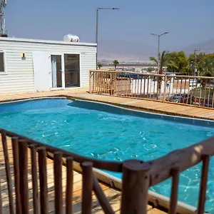 Ayalim Village מלון קפסולה